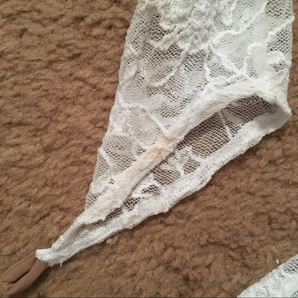 Women’s Skating Outfit - Picture 4 of 5